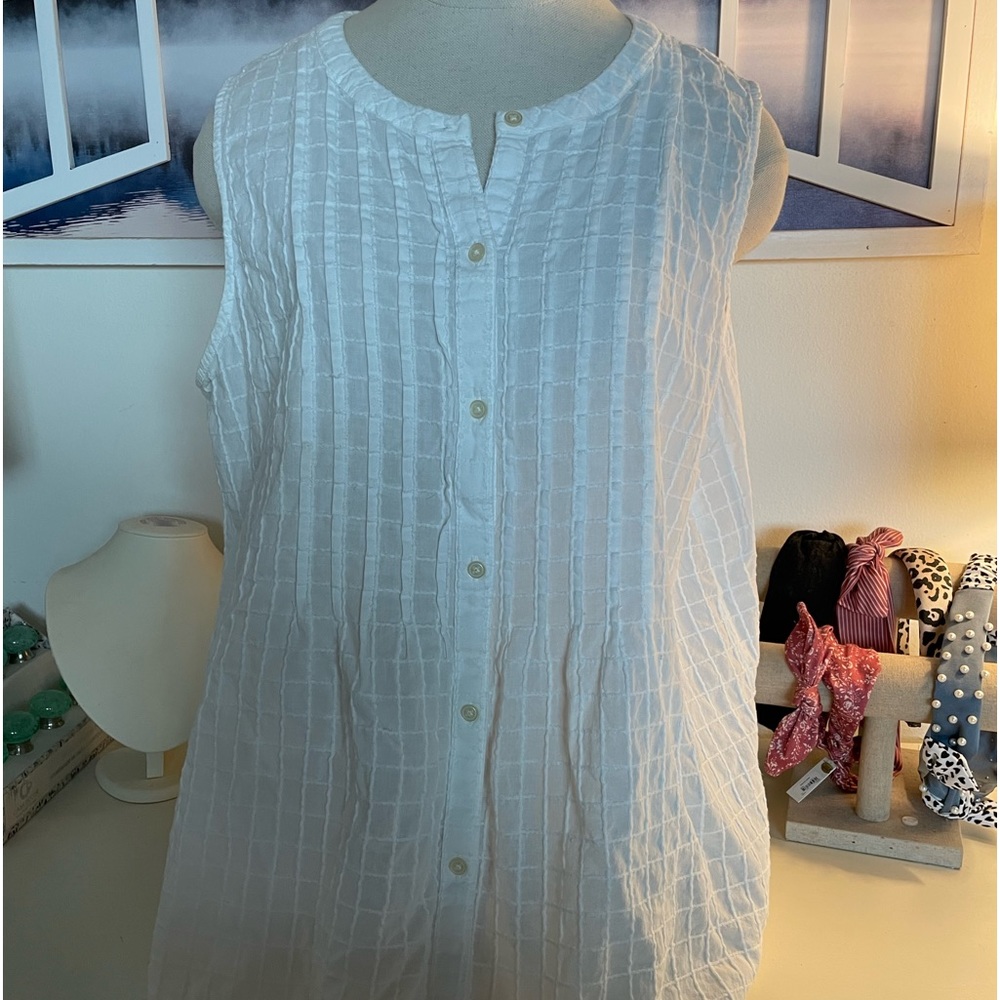 Loft pretty white blouse